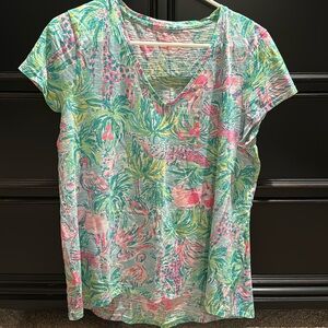 Lilly Pulitzer size large cotton tee